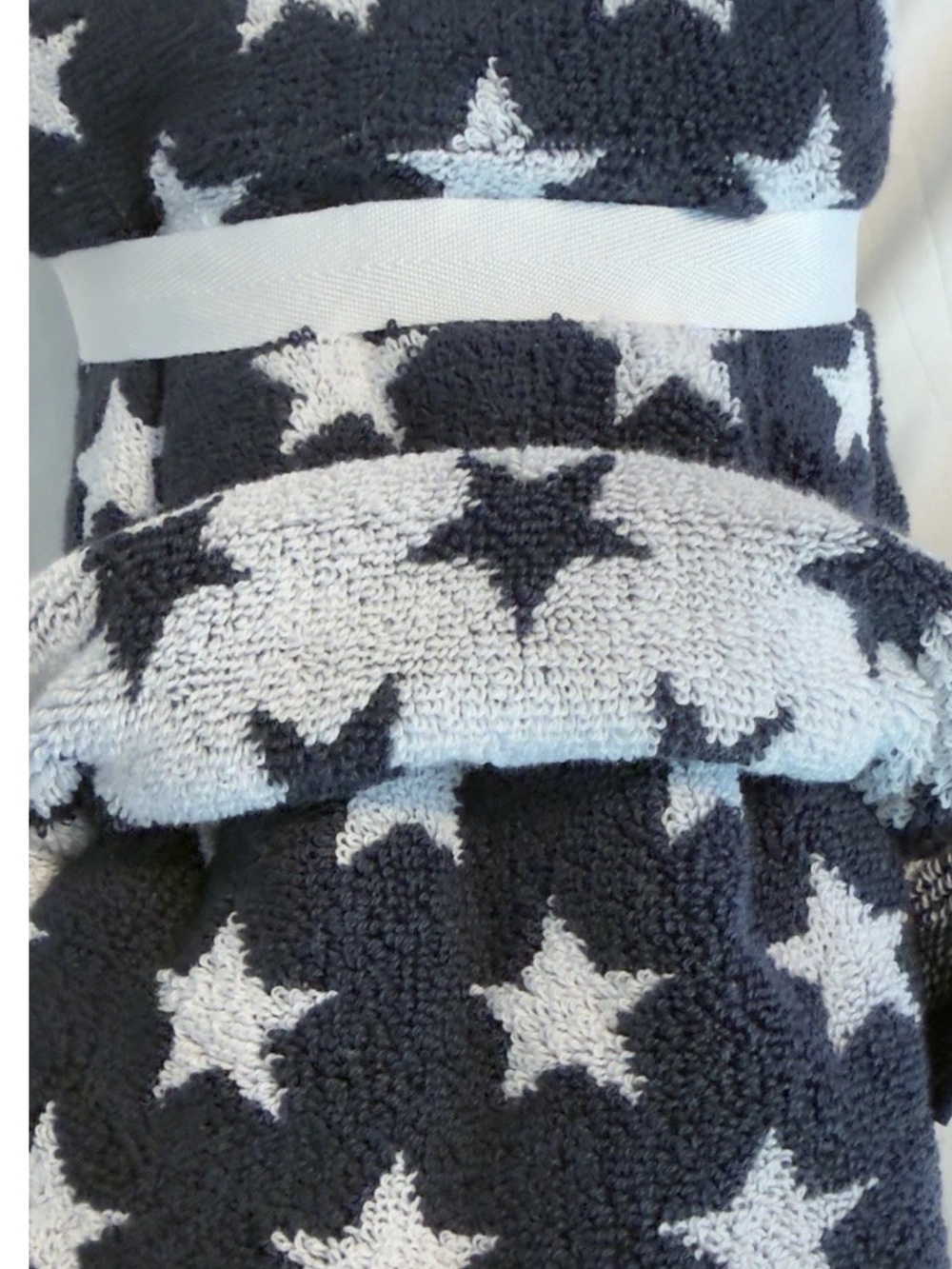 2 Brooks Brothers Patriotic Star Hand Towels Set of 2 Navy Red White 18x28 NWT - Picture 5 of 5